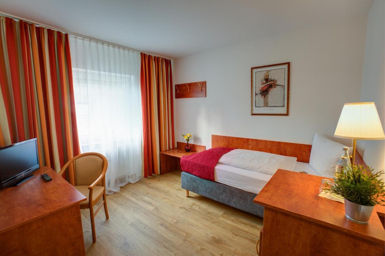 Hotel Leo Muehlhausen Esterno foto