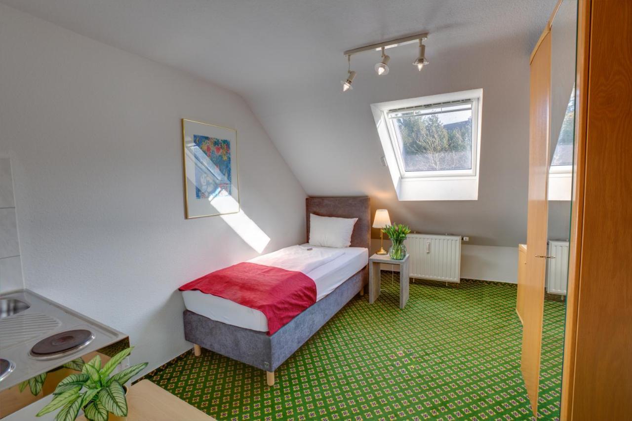 Hotel Leo Muehlhausen Esterno foto